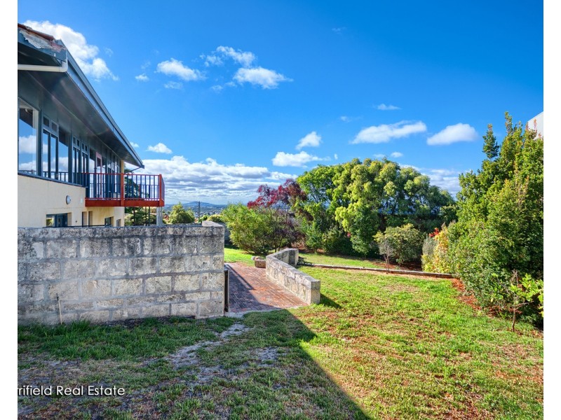 18 King Street, Mount Clarence WA 6330