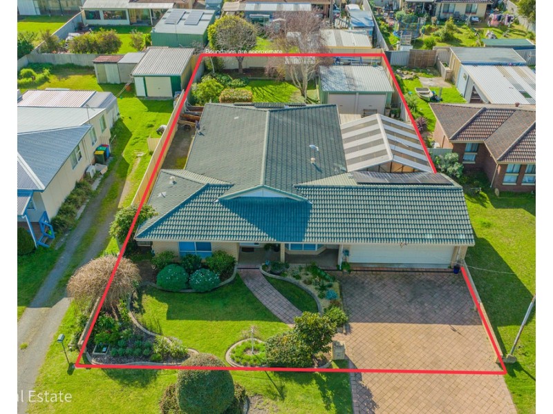 30 Flemington Street, Orana WA 6330