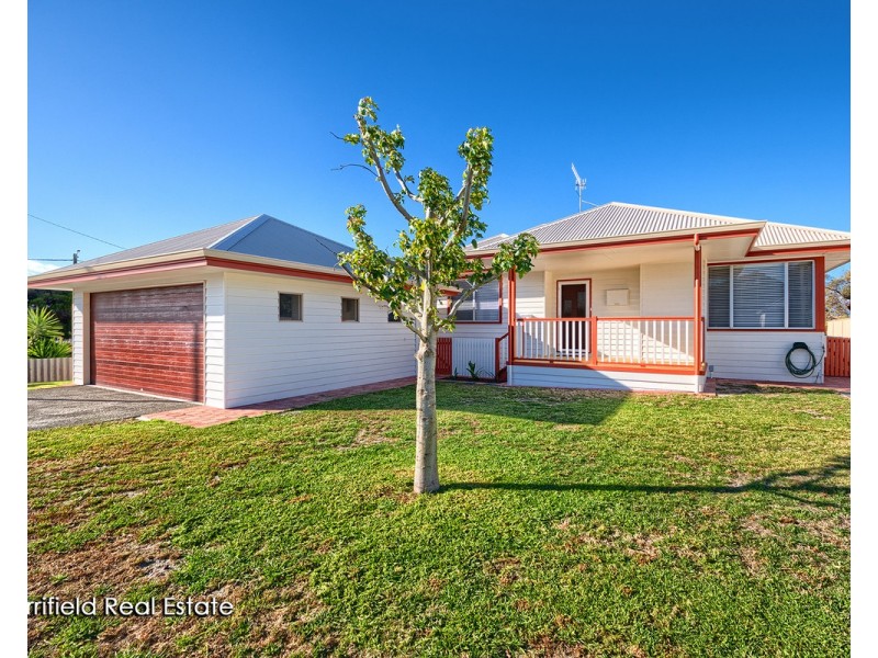 24 Angove Road, Spencer Park WA 6330
