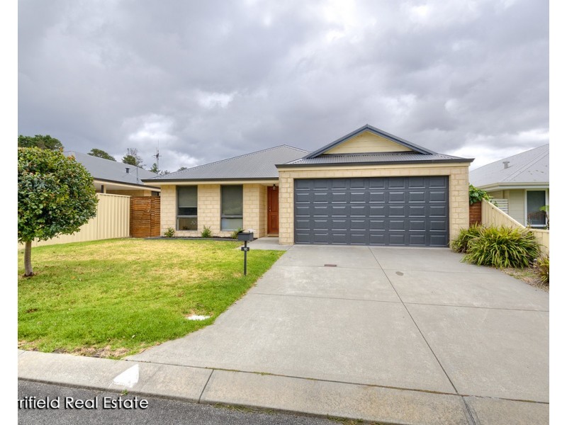 16 McNeal Loop, Mckail WA 6330