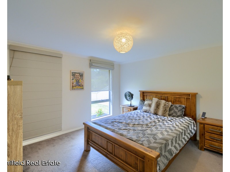 16 McNeal Loop, Mckail WA 6330