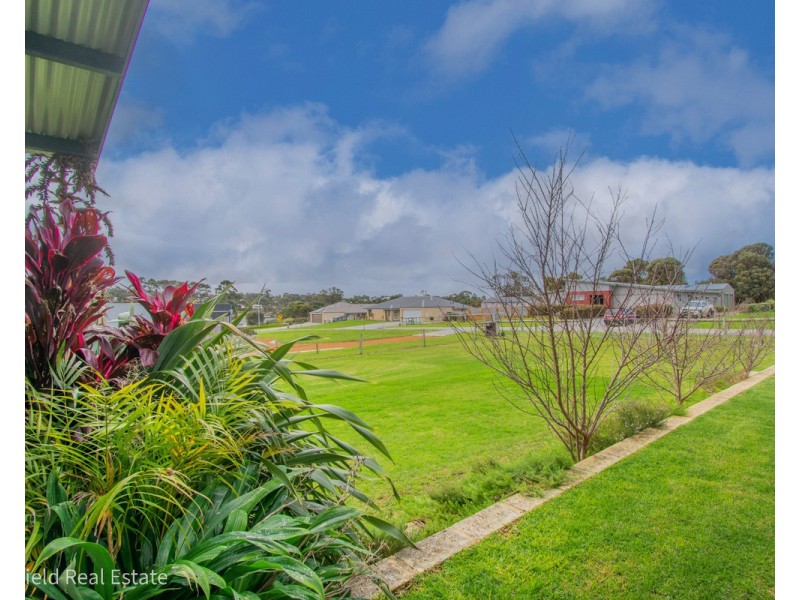 5 Bylund Way, Mckail WA 6330