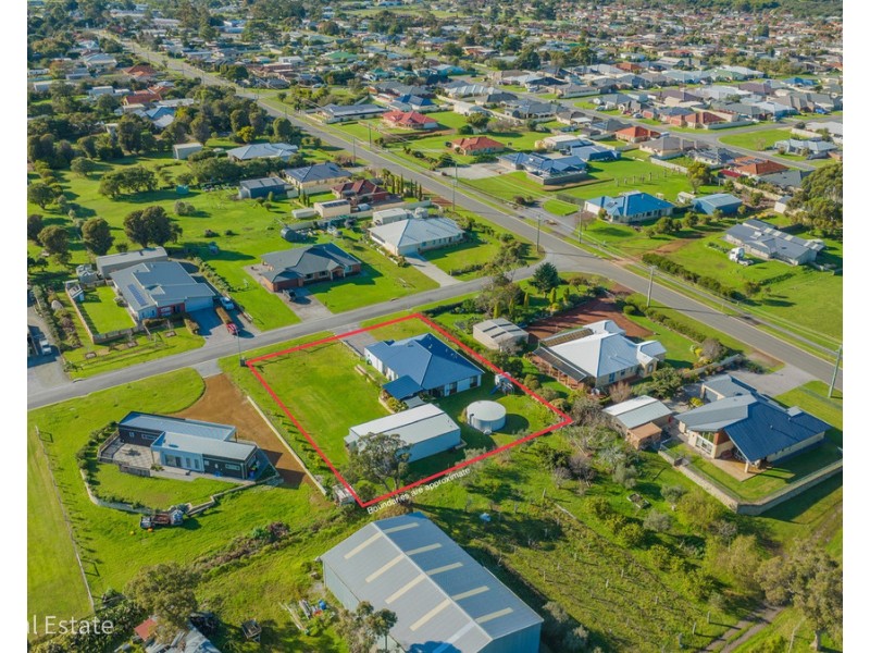 5 Bylund Way, Mckail WA 6330