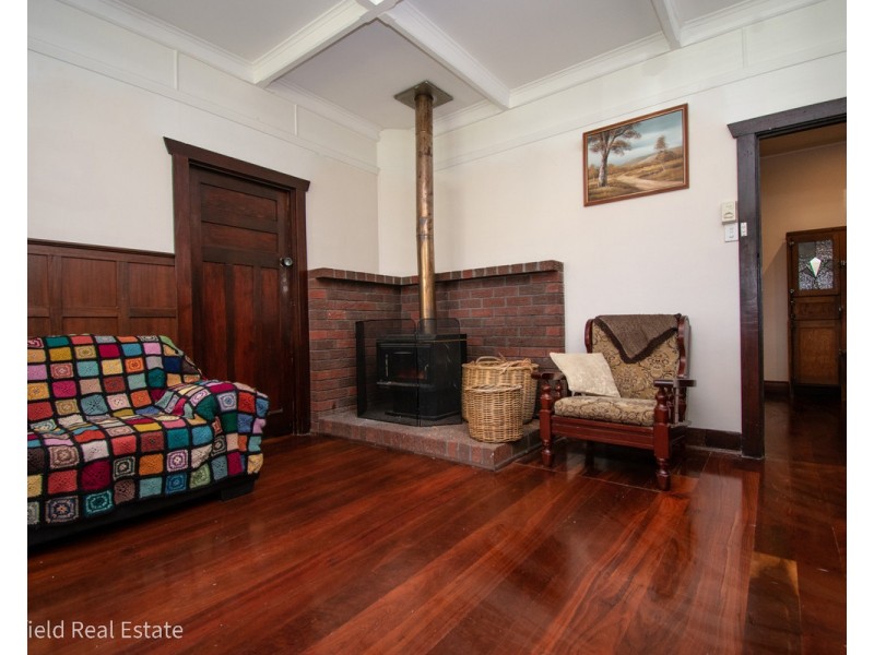 77 Leonora Street, Yakamia WA 6330