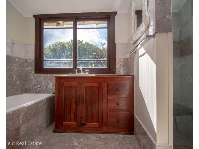 77 Leonora Street, Yakamia WA 6330