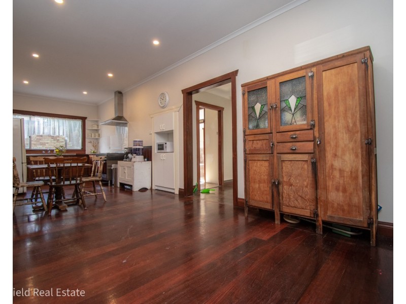 77 Leonora Street, Yakamia WA 6330