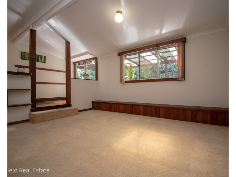 77 Leonora Street, Yakamia WA 6330