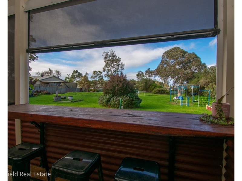 15 Oxford Street, Gledhow WA 6330