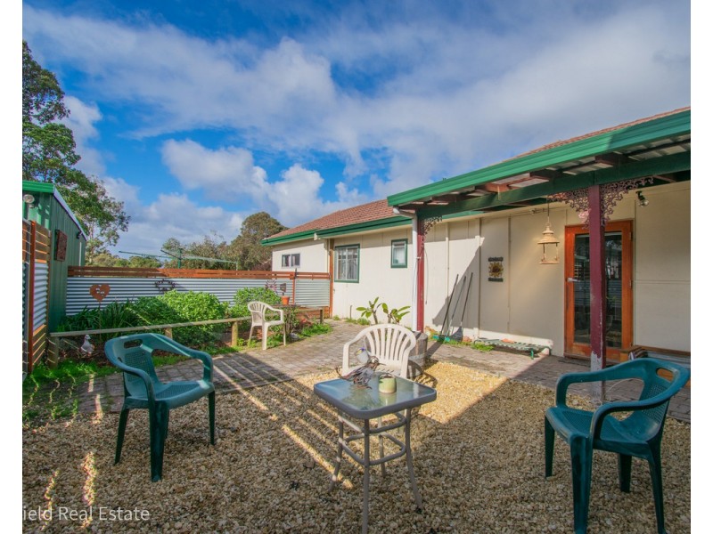 15 Oxford Street, Gledhow WA 6330