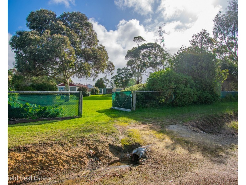 15 Oxford Street, Gledhow WA 6330