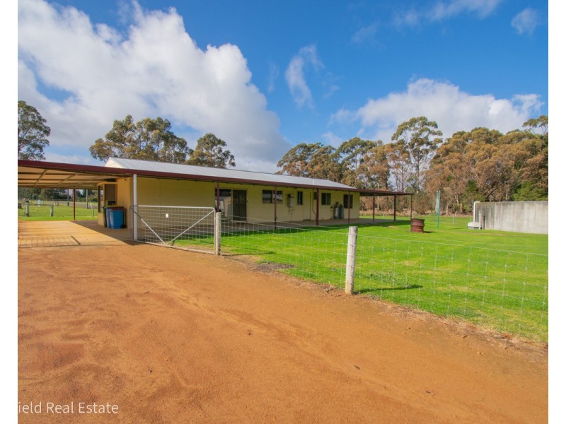 66 Douglas Drive, Millbrook WA 6330