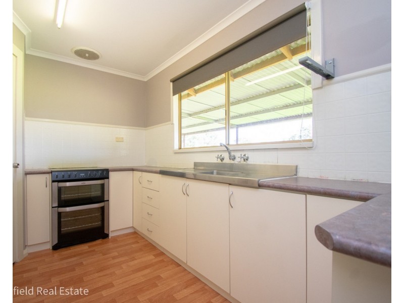 66 Douglas Drive, Millbrook WA 6330