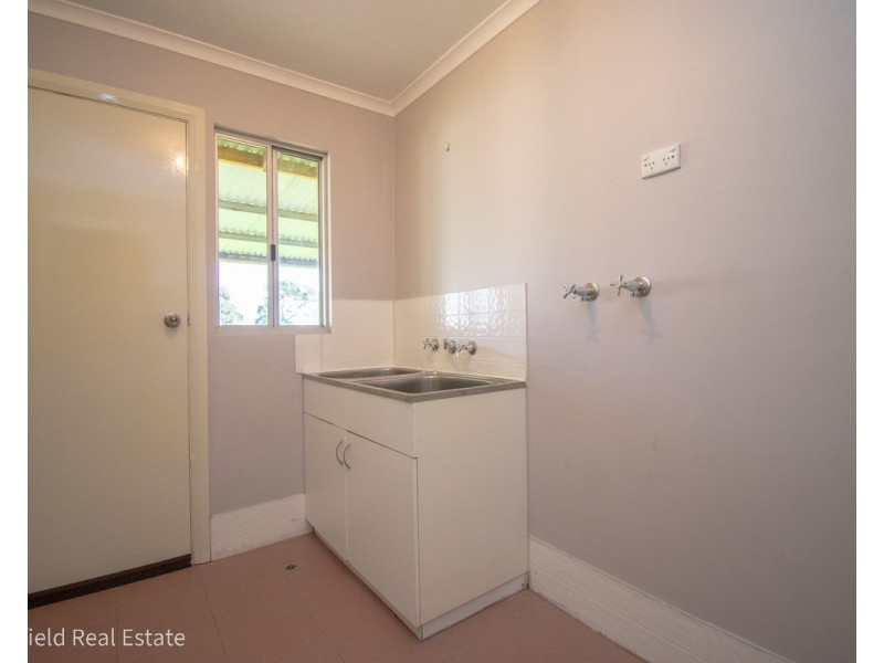 66 Douglas Drive, Millbrook WA 6330