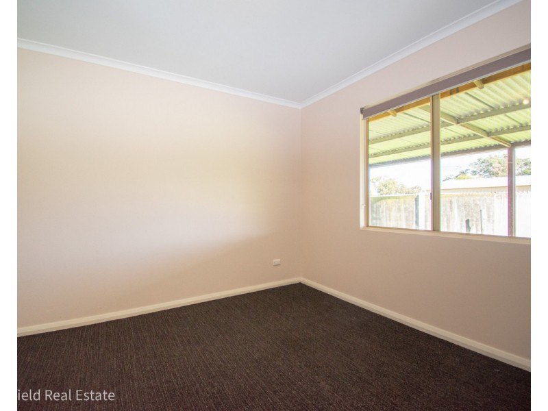 66 Douglas Drive, Millbrook WA 6330