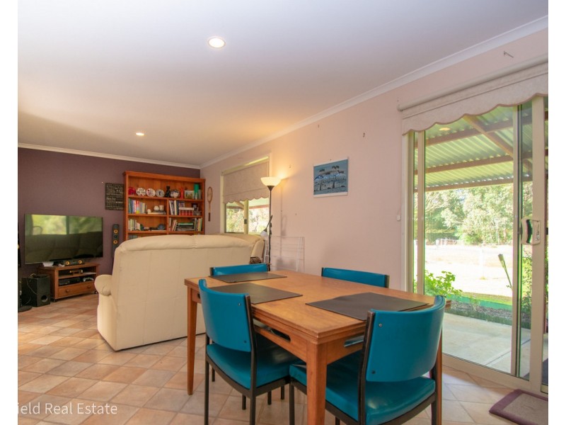 66 Douglas Drive, Millbrook WA 6330