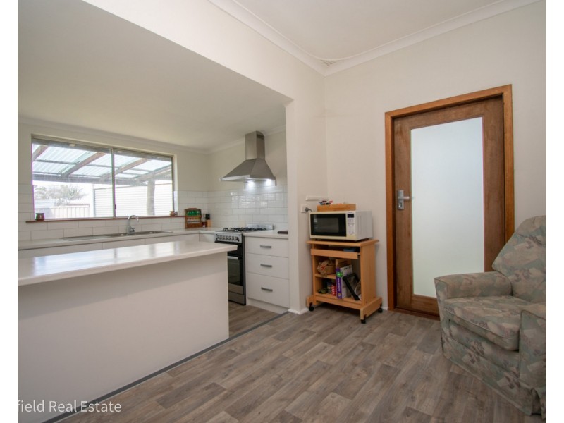 34 Leslie Street, Yakamia WA 6330