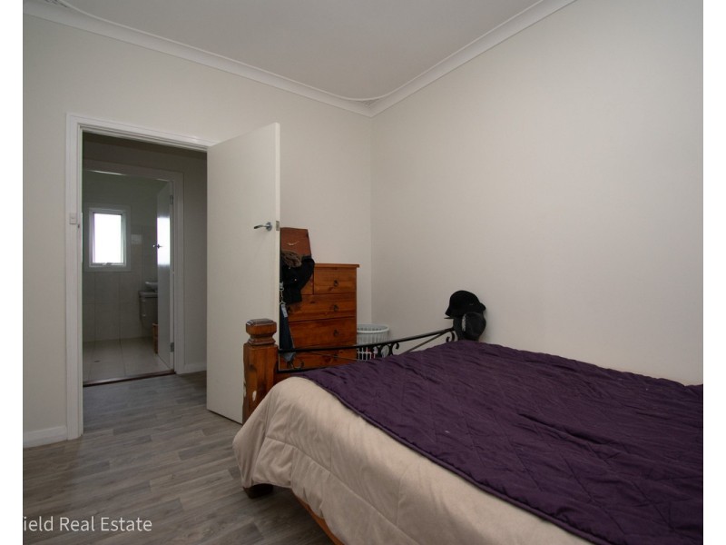 34 Leslie Street, Yakamia WA 6330