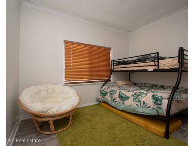 34 Leslie Street, Yakamia WA 6330