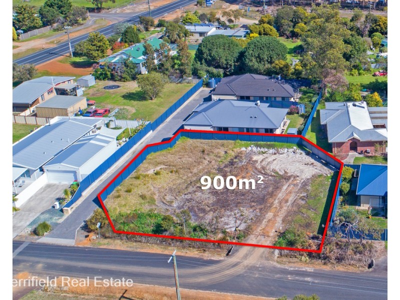 15 Webb Street, Mckail WA 6330