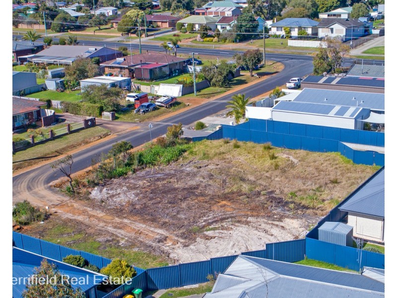 15 Webb Street, Mckail WA 6330