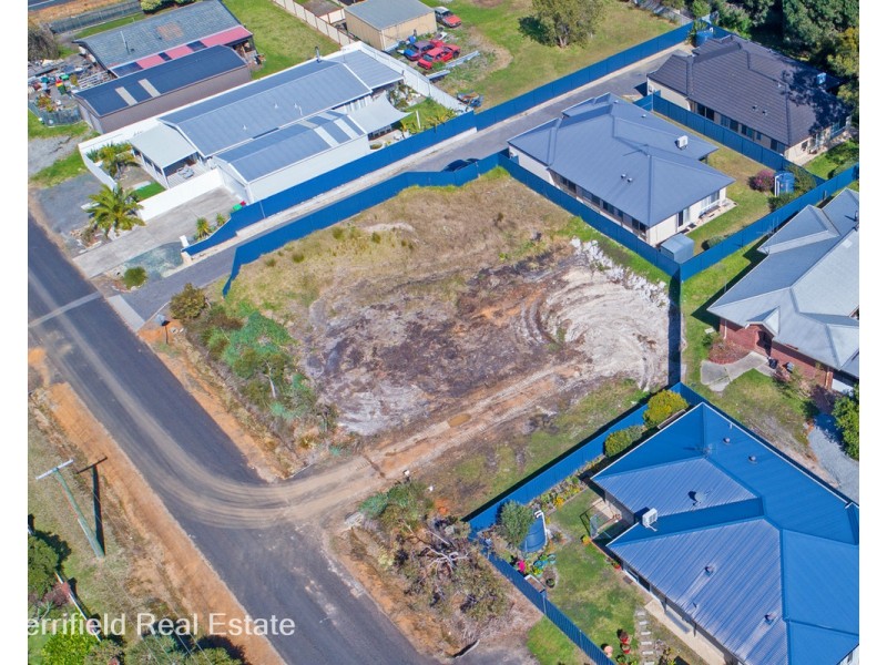15 Webb Street, Mckail WA 6330