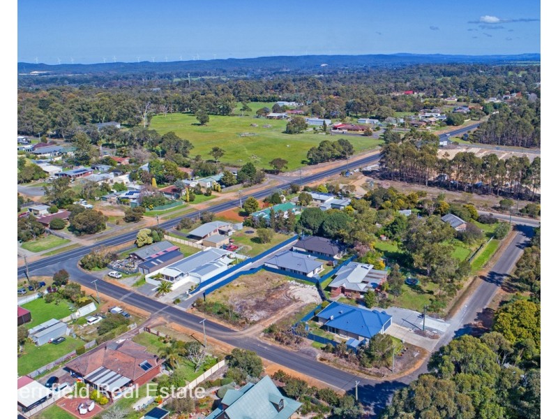 15 Webb Street, Mckail WA 6330