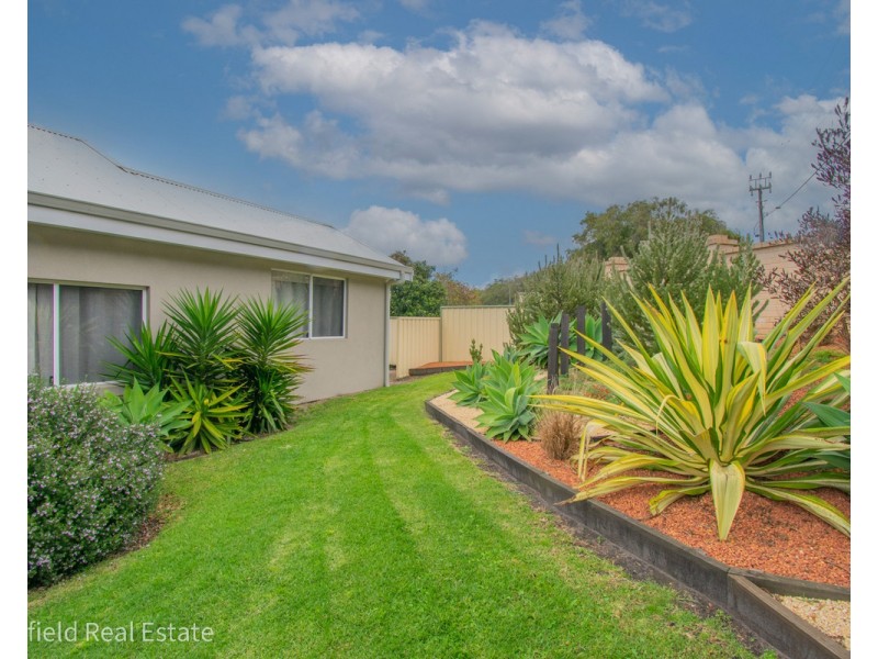 4 Yeo Court, Seppings WA 6330