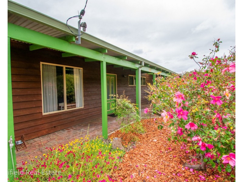 599 Frenchman Bay Road, Little Grove WA 6330