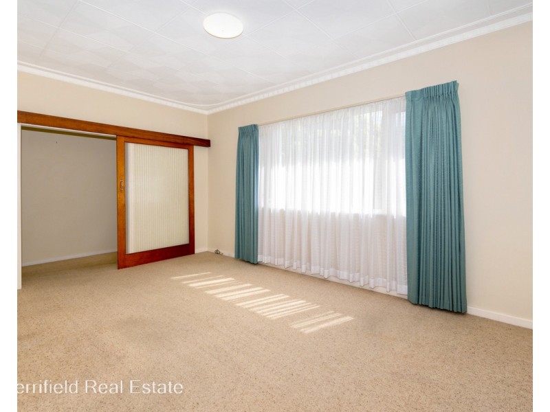 1 Beresford Street, Mira Mar WA 6330