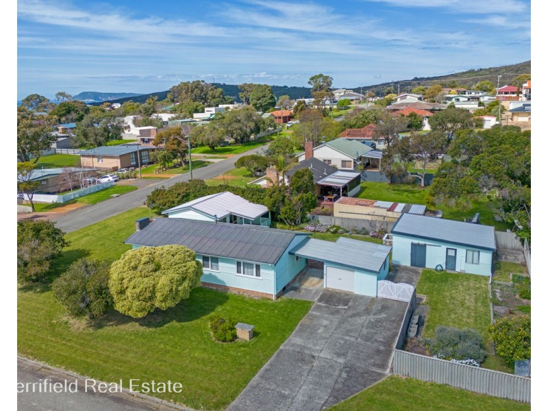 1 Beresford Street, Mira Mar WA 6330
