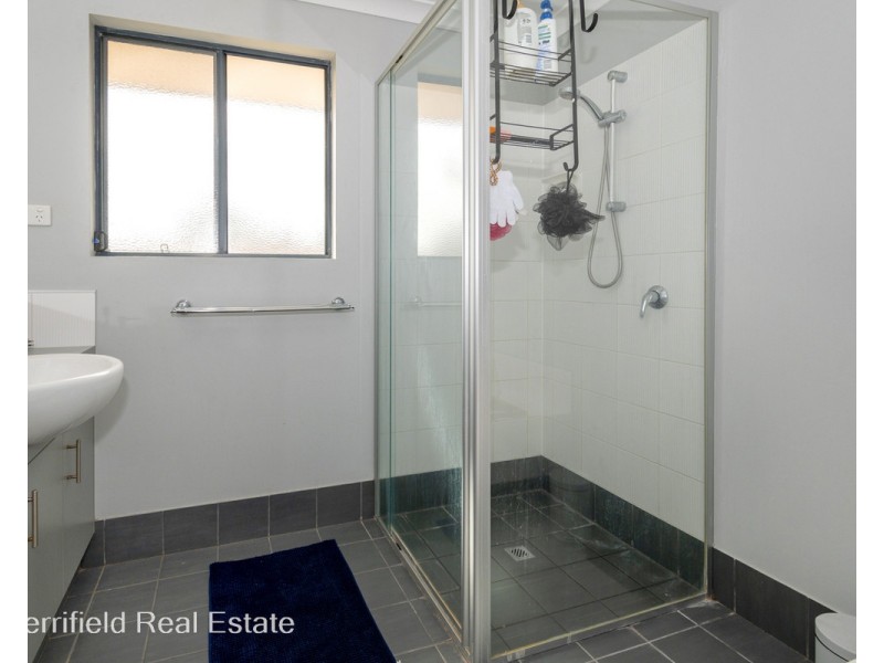 5/66 Carbine Street, Orana WA 6330