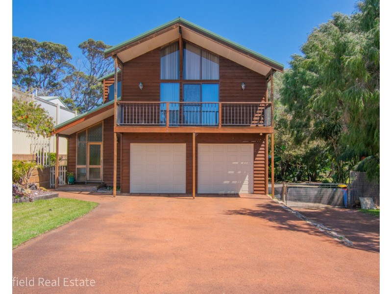 11 King George Street, Little Grove WA 6330
