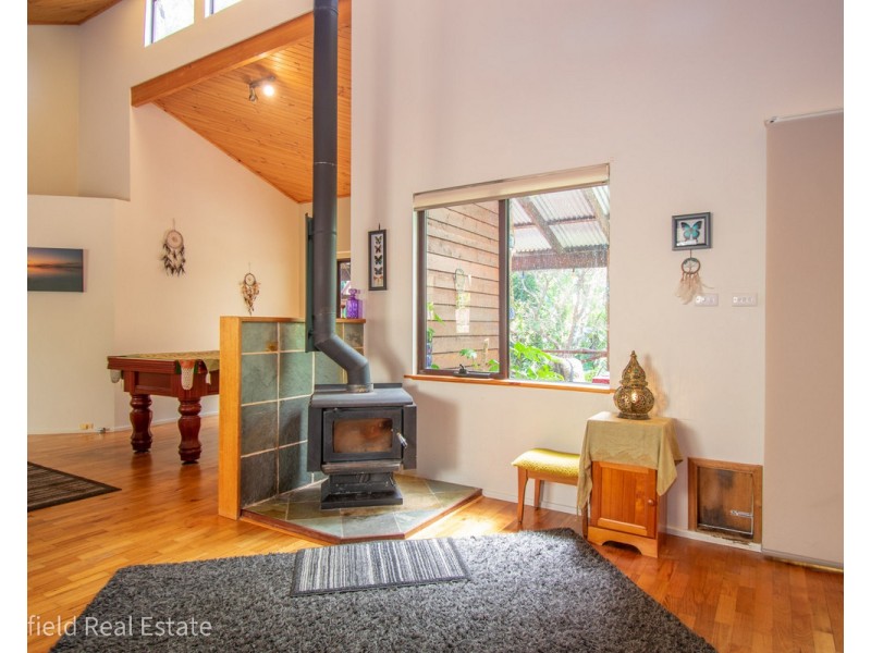 11 King George Street, Little Grove WA 6330