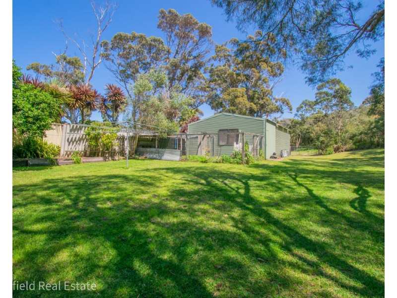 11 King George Street, Little Grove WA 6330