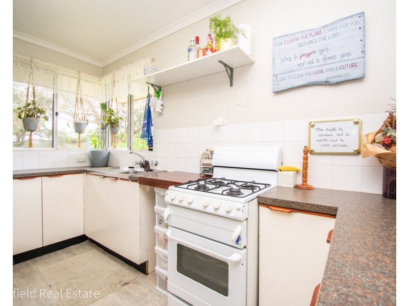 18 Harvey Road, Warrenup WA 6330