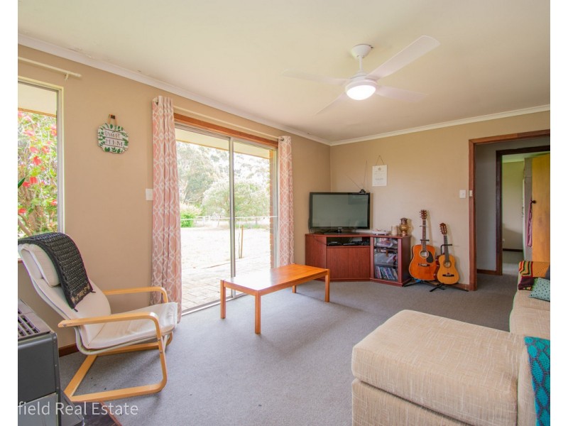 18 Harvey Road, Warrenup WA 6330