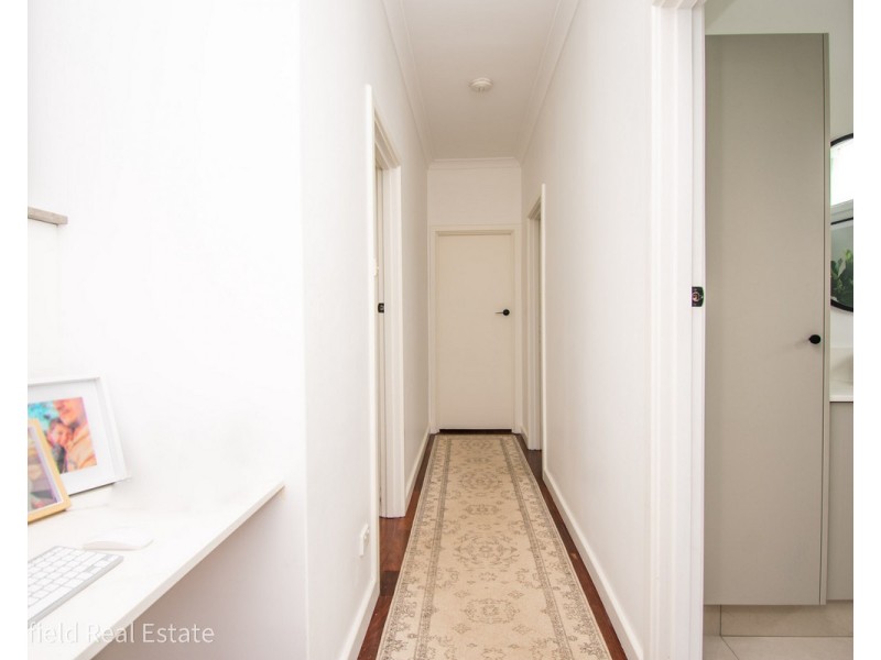 10 Melrose Street, Mount Melville WA 6330