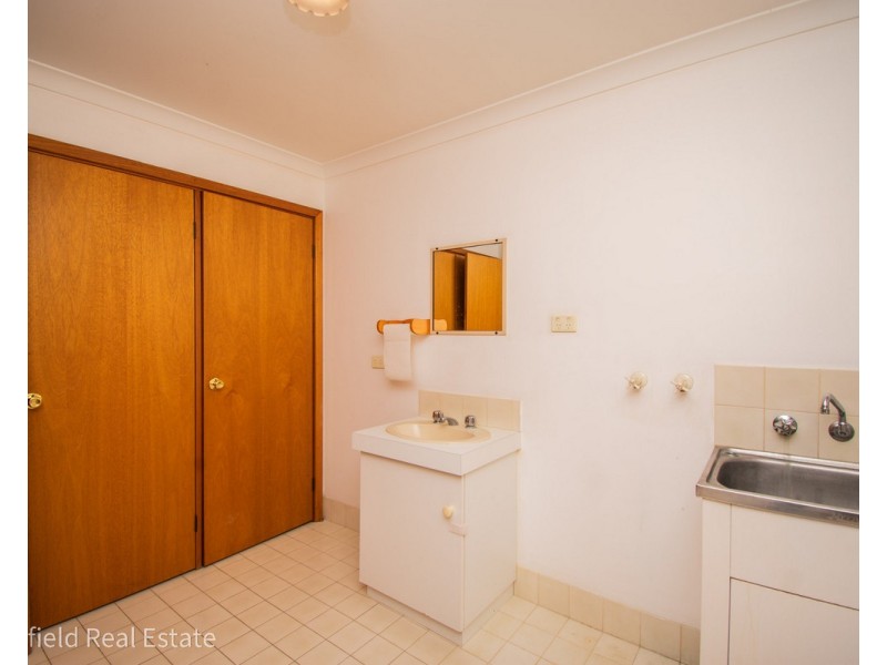 16 Barnesby Drive, Yakamia WA 6330