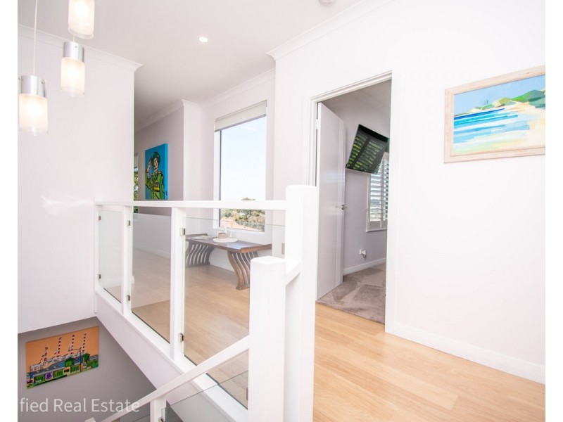 8A Beauchamp Street, Mira Mar WA 6330