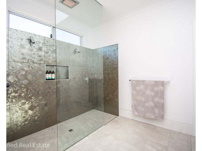 8A Beauchamp Street, Mira Mar WA 6330