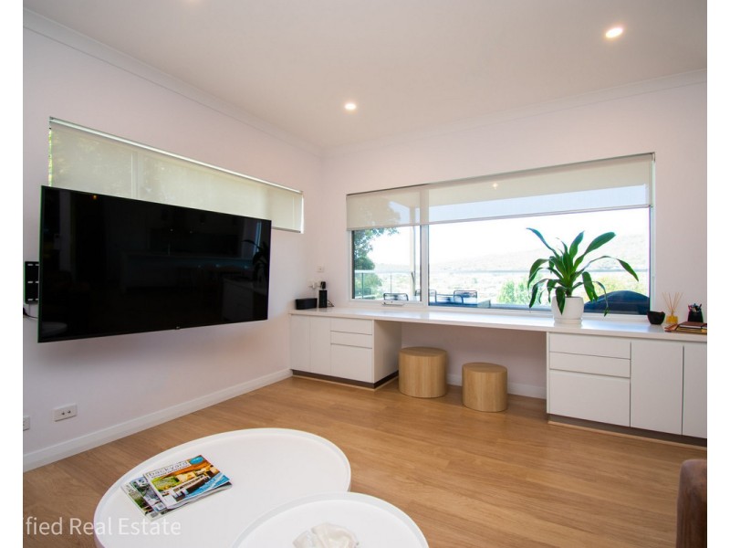 8A Beauchamp Street, Mira Mar WA 6330