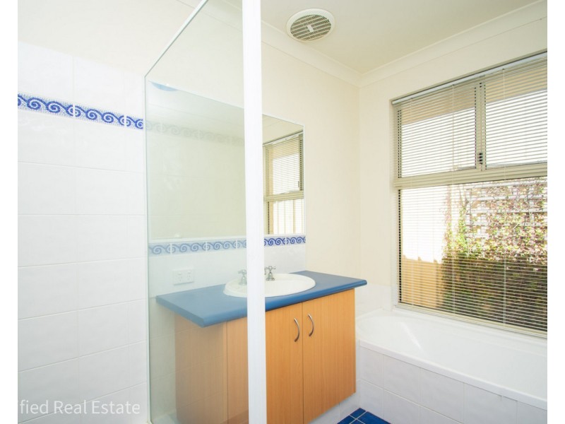 15 Chauncy Way, Spencer Park WA 6330