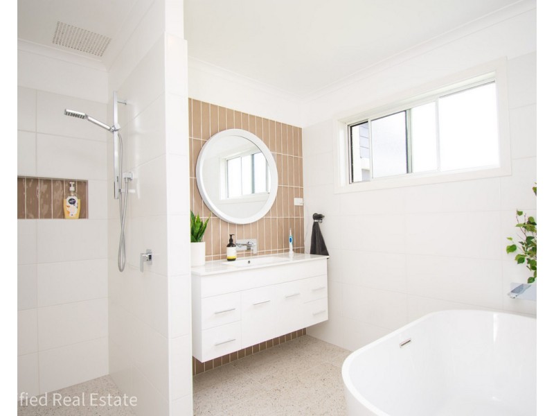 25 Nelson Street, Mira Mar WA 6330