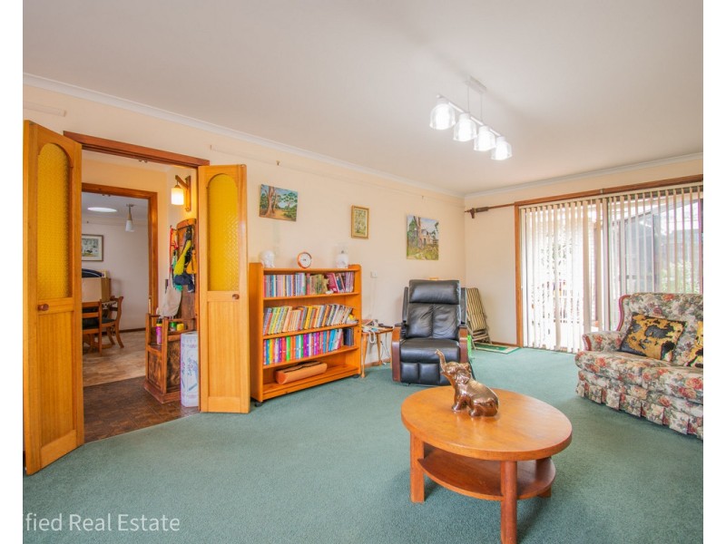 7 Hugel Place, Spencer Park WA 6330