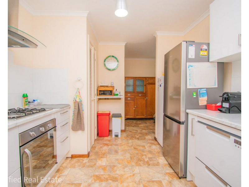 7 Hugel Place, Spencer Park WA 6330