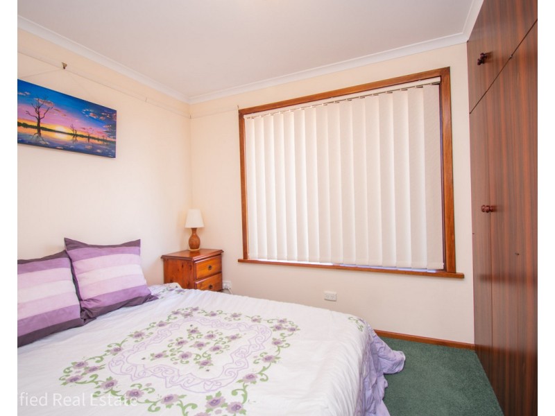 7 Hugel Place, Spencer Park WA 6330