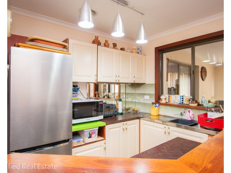 7 Hugel Place, Spencer Park WA 6330