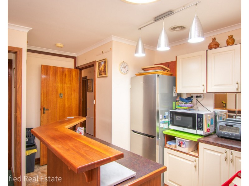 7 Hugel Place, Spencer Park WA 6330