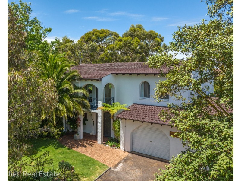 8 Breaksea Crescent, Collingwood Heights WA 6330