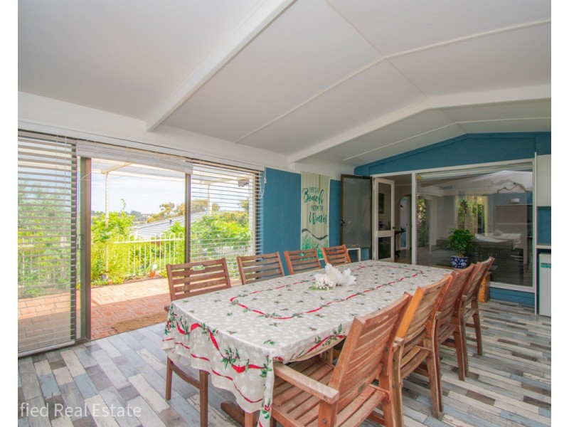 8 Breaksea Crescent, Collingwood Heights WA 6330